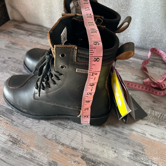 Oxford Magdalen Women's Boot - Picture 6 of 9